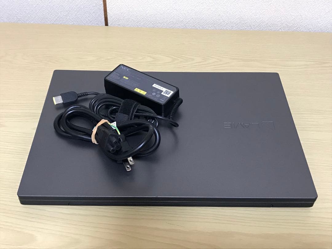 NEC LaVie NX750/J Win11 i7 16メモリ SSD