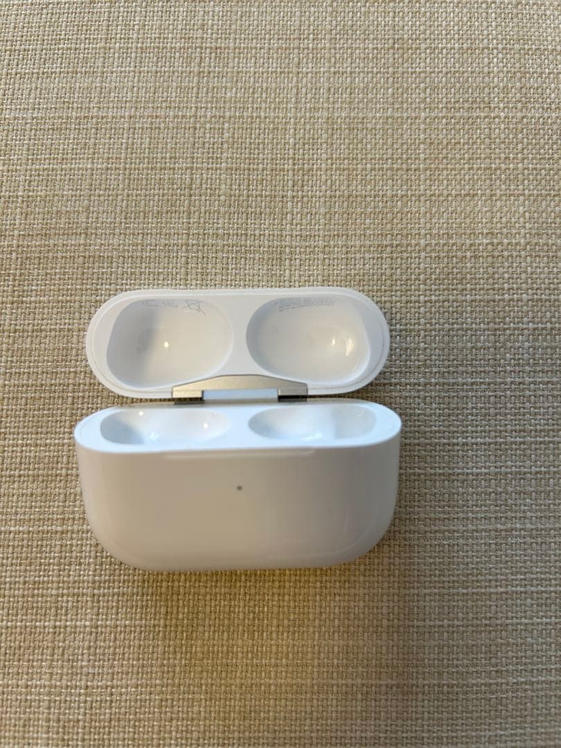 AirPods Pro(第一世代)本体 充電・ケース付き