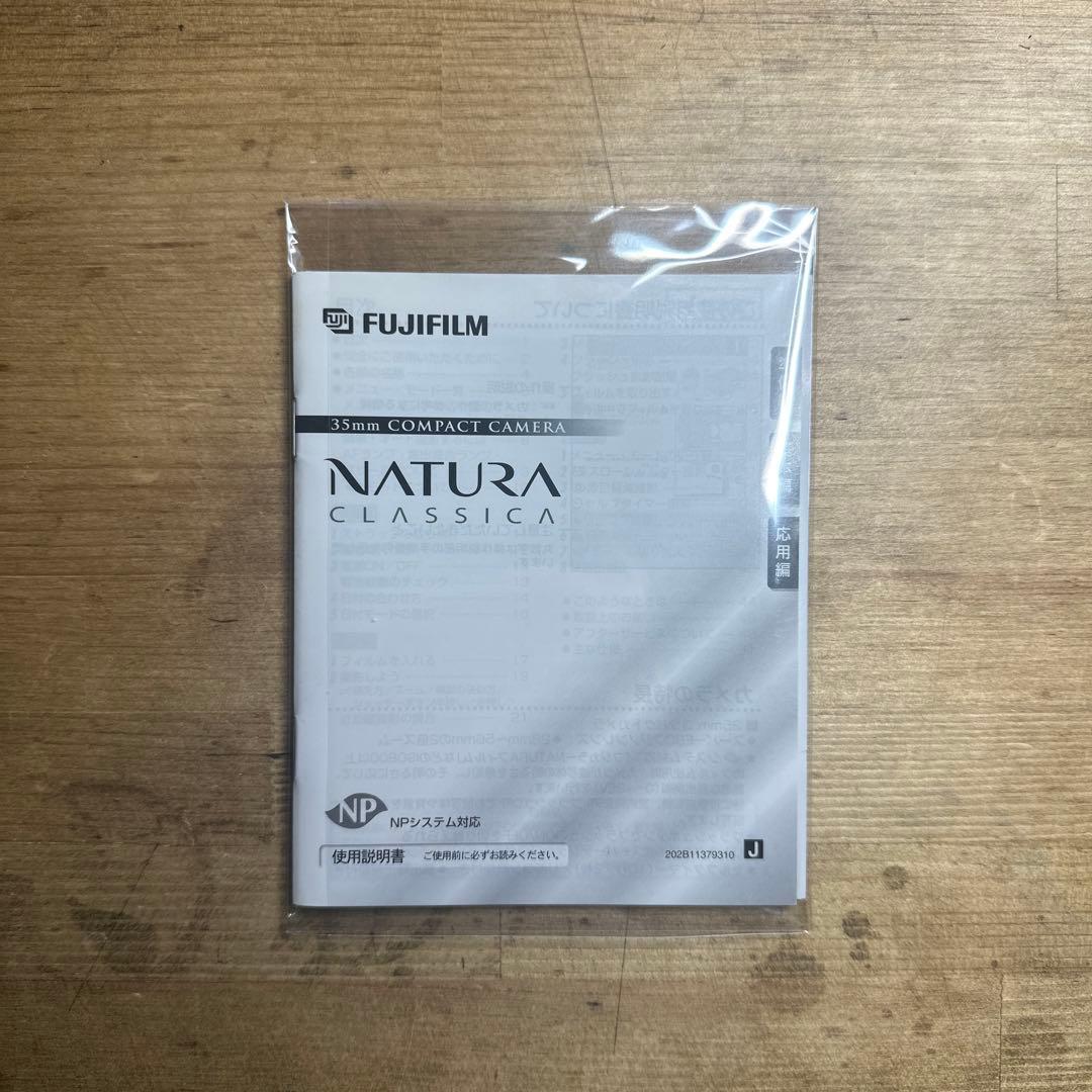 FUJIFILM NATURA CLASSICAコンパクトカメラ