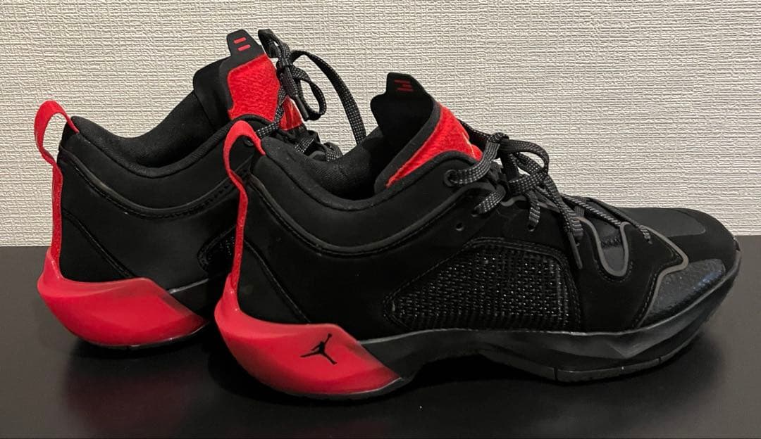 NIKE AIRジョーダン37 LOW US12/30センチ