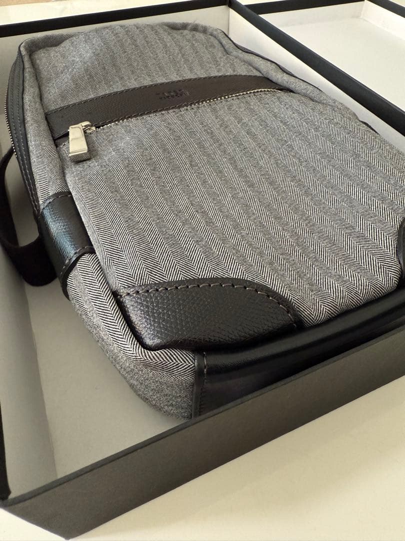 値下け 美品 TAKEO KIKUCHI メンズ 斜め掛け ワンショルダーバッグ