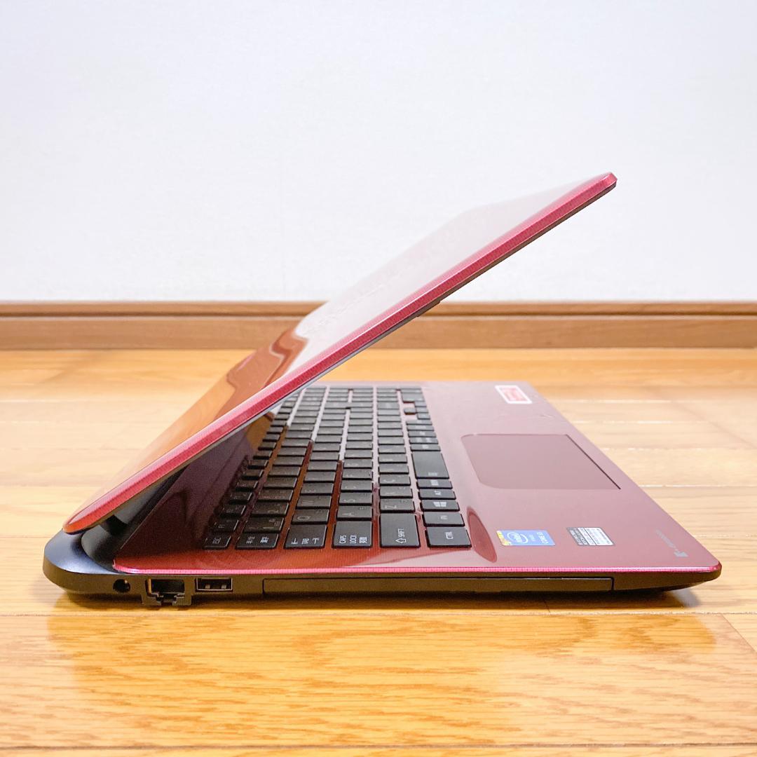 【訳アリ】最新Win11 新品SSD 5世代i3 東芝ノートパソコン赤 カメラ付