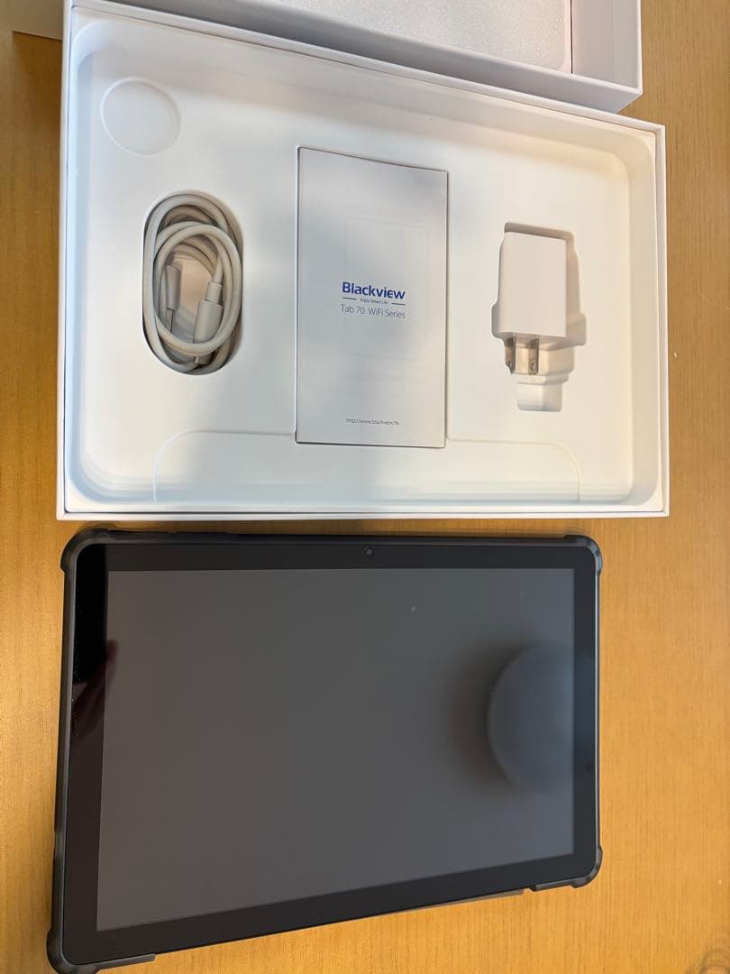 Blackview Androidタブレット 本体 充電器付き