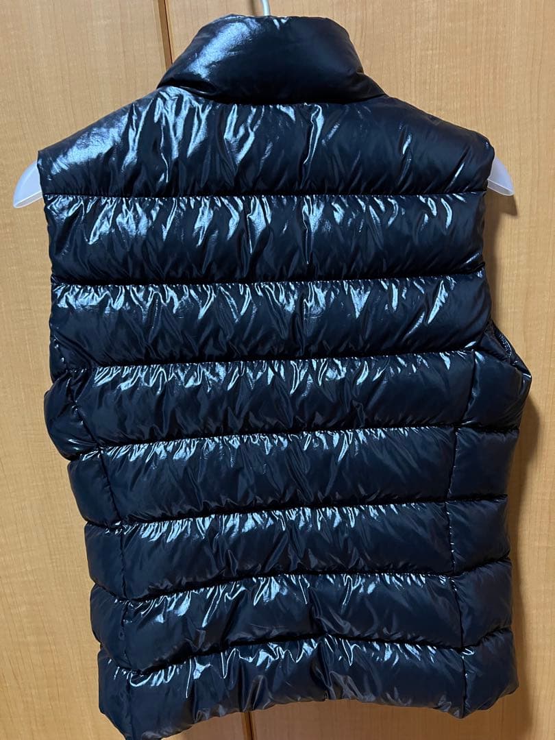 モンクレール　ブラック ダウンベストサイズ1