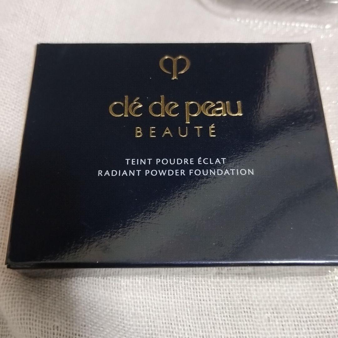 クレ・ド・ポーボーテタンプードルエクラⅡオークル00プレメイクアップスポンジ付