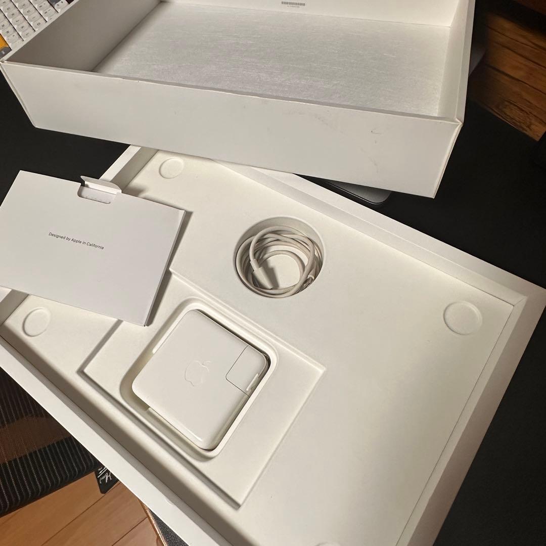 MacBook本体 Macbook Pro 2020 M1 8GB/512GB