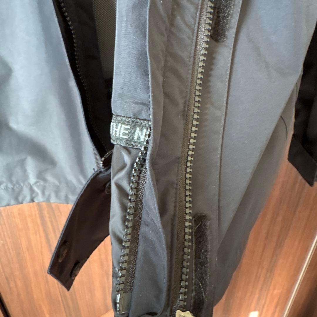 進撃の牛　THE NORTH FACEスクープジャケット NP61940