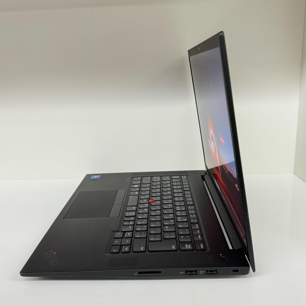 ●CAD向●ThinkPad p1 Gen4 i7 32GB RTX A2000