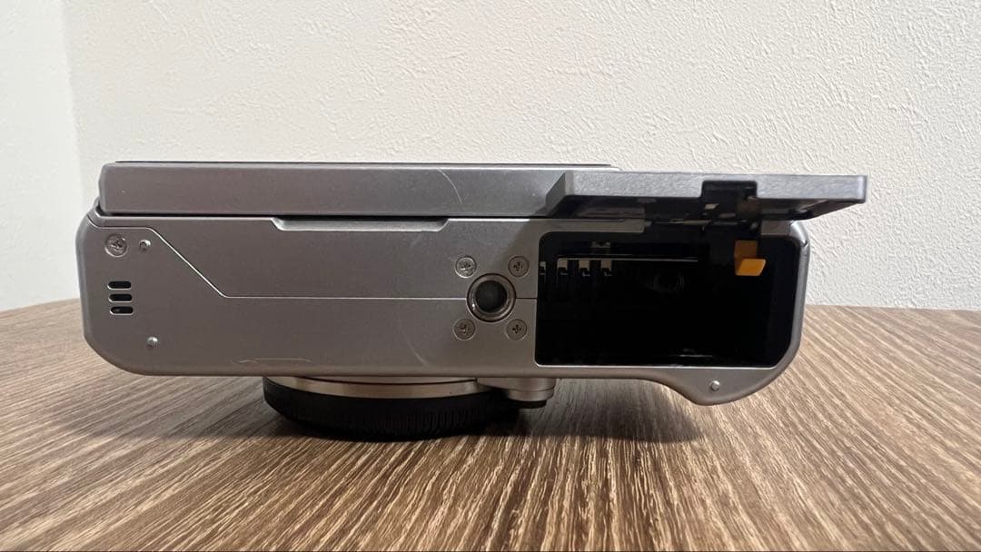 富士フィルム　ミラーレス一眼カメラ X-A5 レンズキット X-A5LK-BW