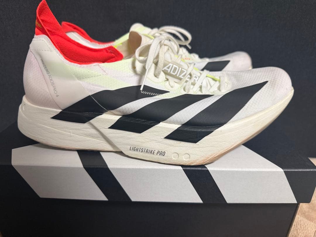 アディゼロ アディオスプロ4