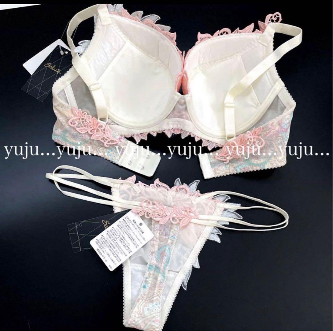 ワコール/サルート62新品タグ付 p-upブラソングF70 IV