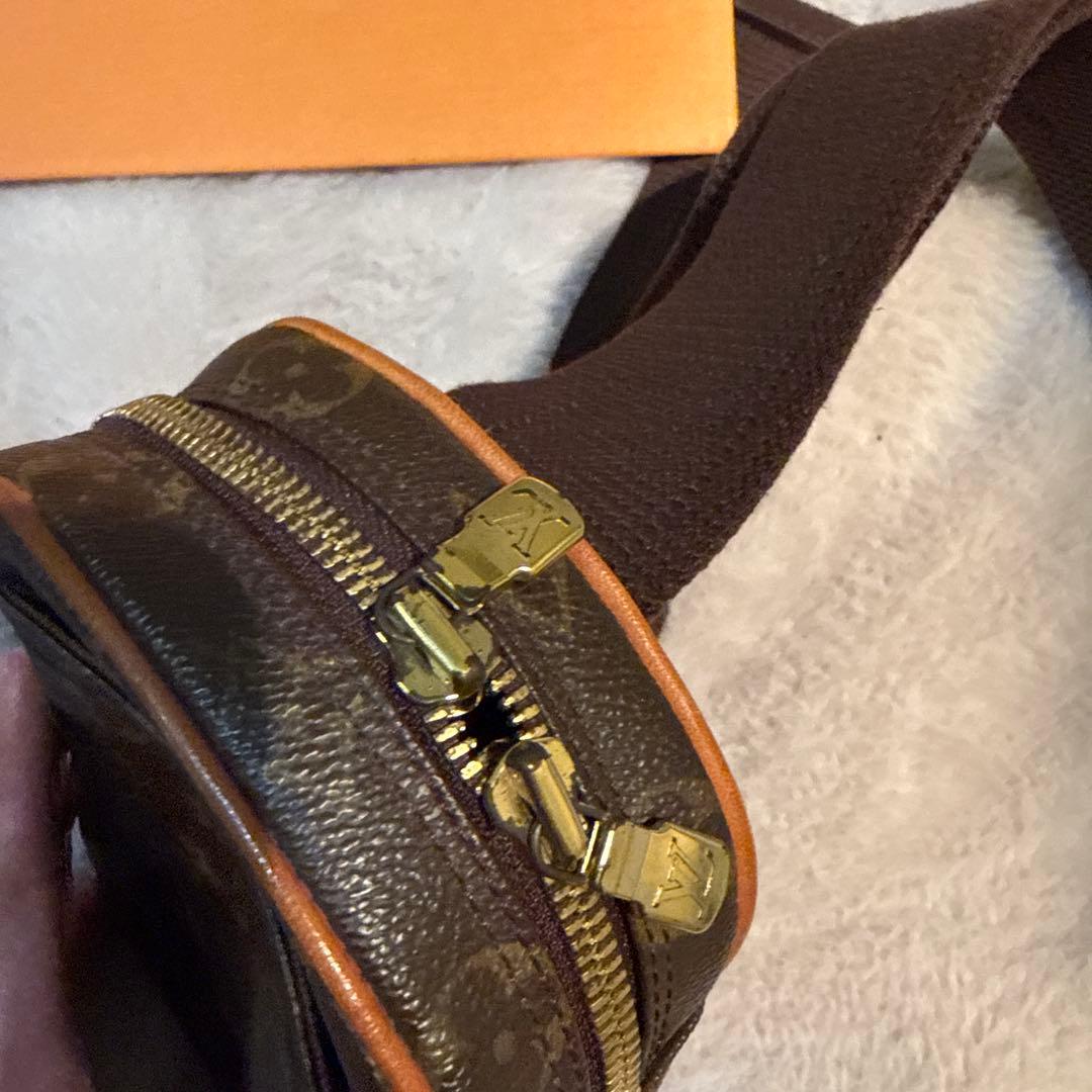 ルイヴィトン　メンズショルダーバッグ