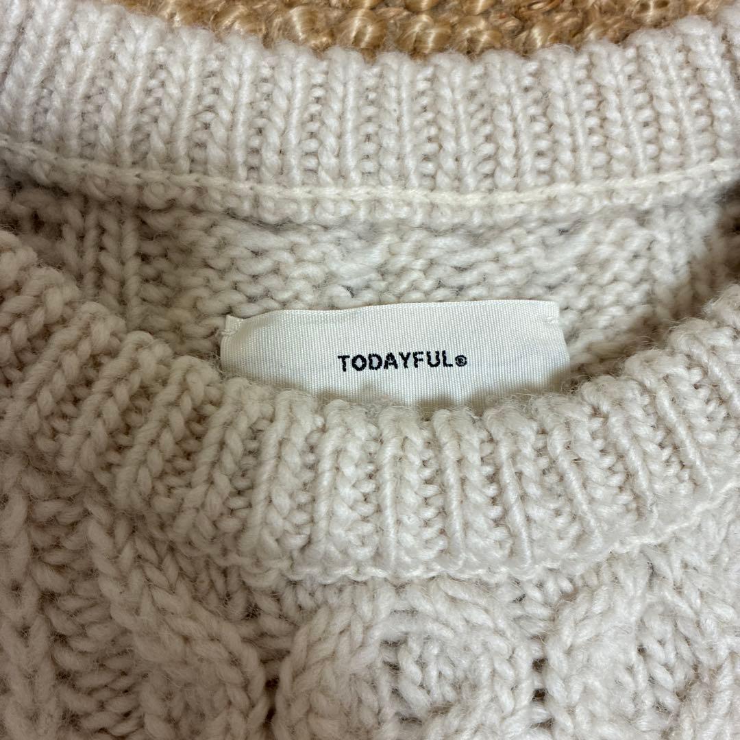 todayful ニット