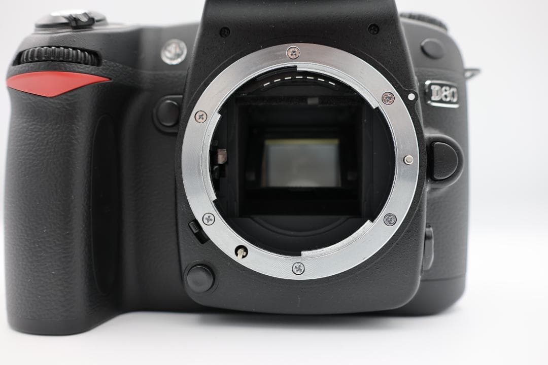 【動作確認済み】nikon D80　ボディ(バッテリー、充電器付)レンズ付き