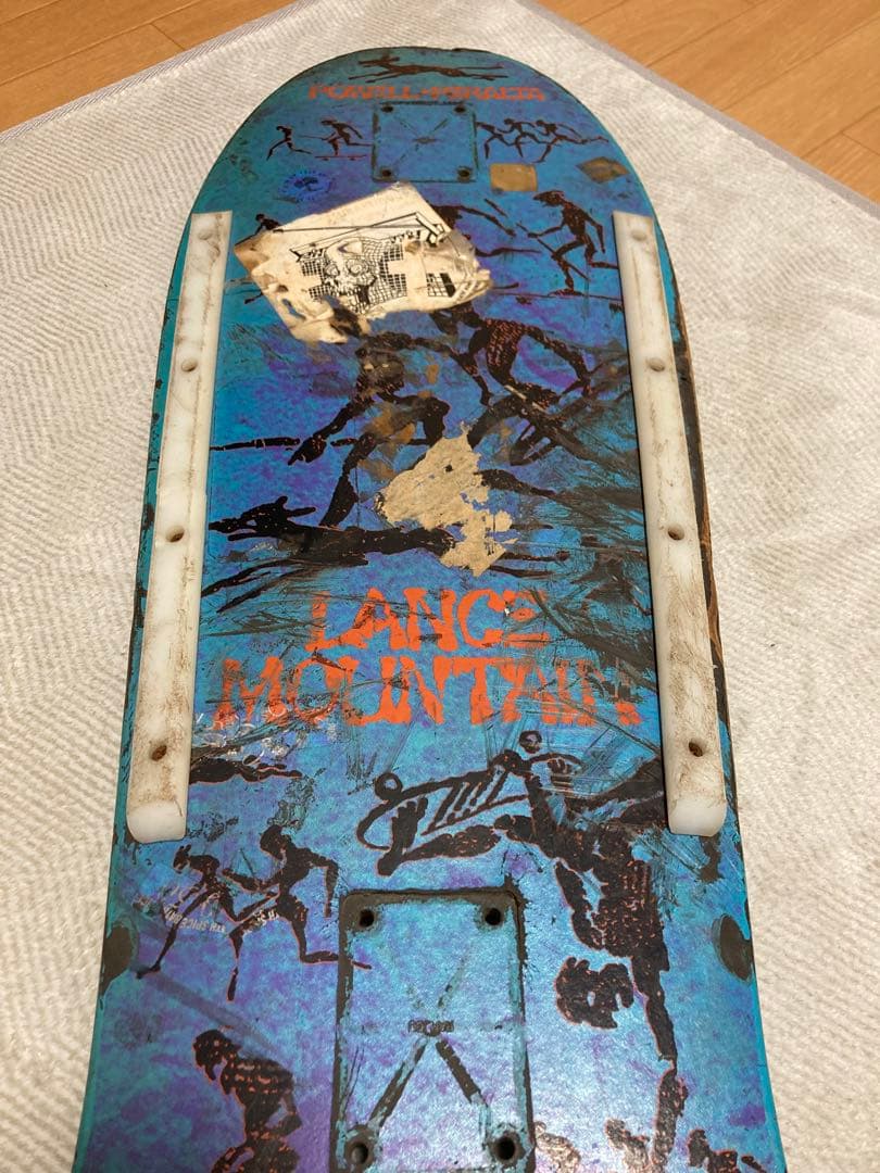 スケートボード POWELL PERALTA