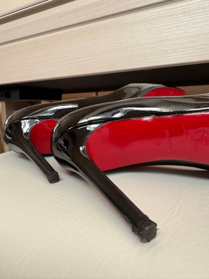 クリスチャンルブタン　Christian Louboutin 黒ヒール 39