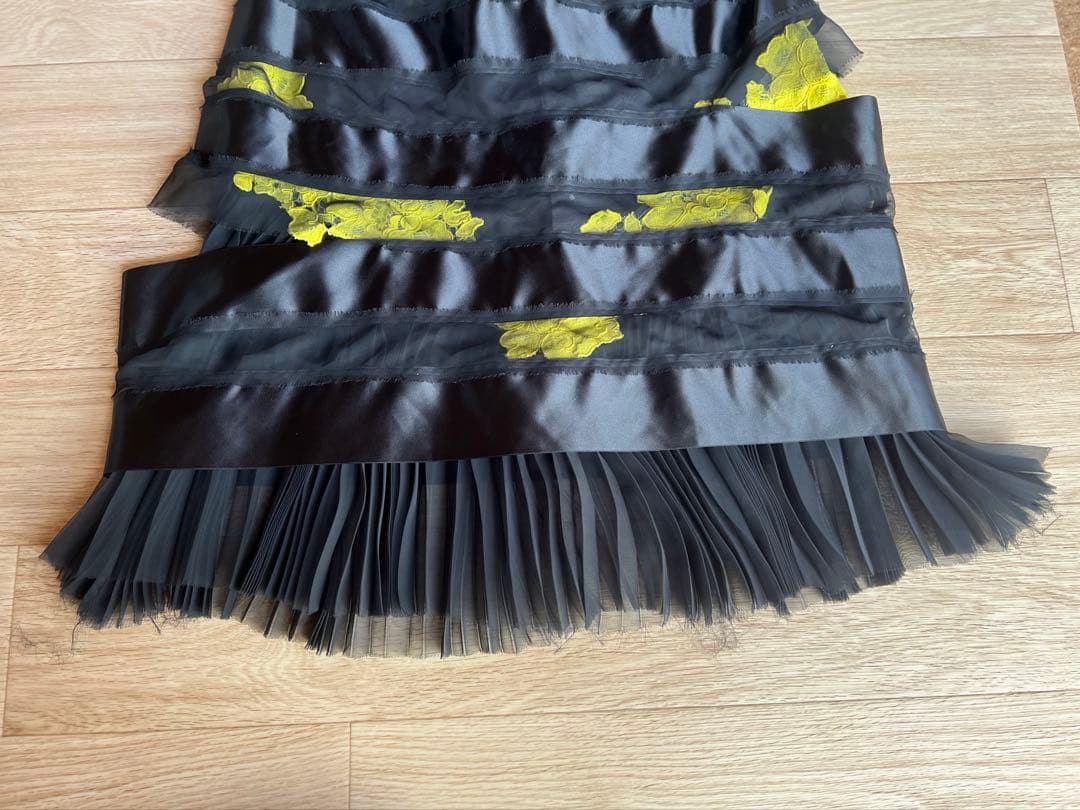 sacai 】サカイ スカート 異素材ミックス 黄色 黒 クリスマスに