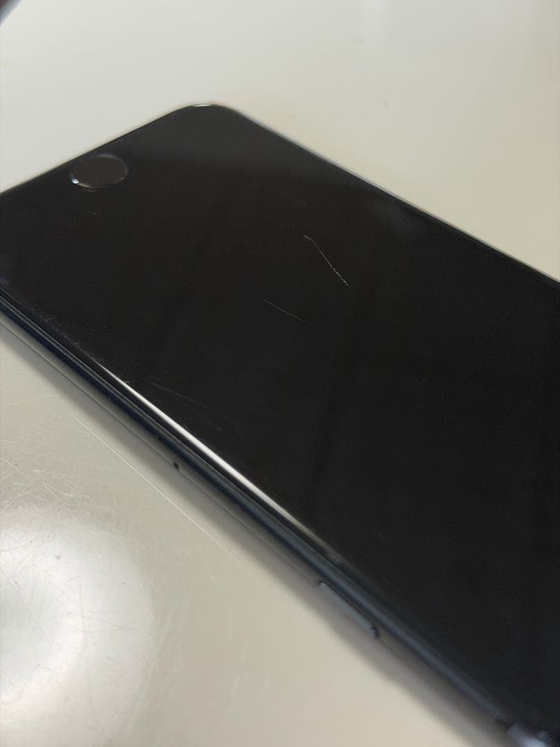 iPhone SE 第２世代 SIMフリー 128GB ブラック（ジャンク）