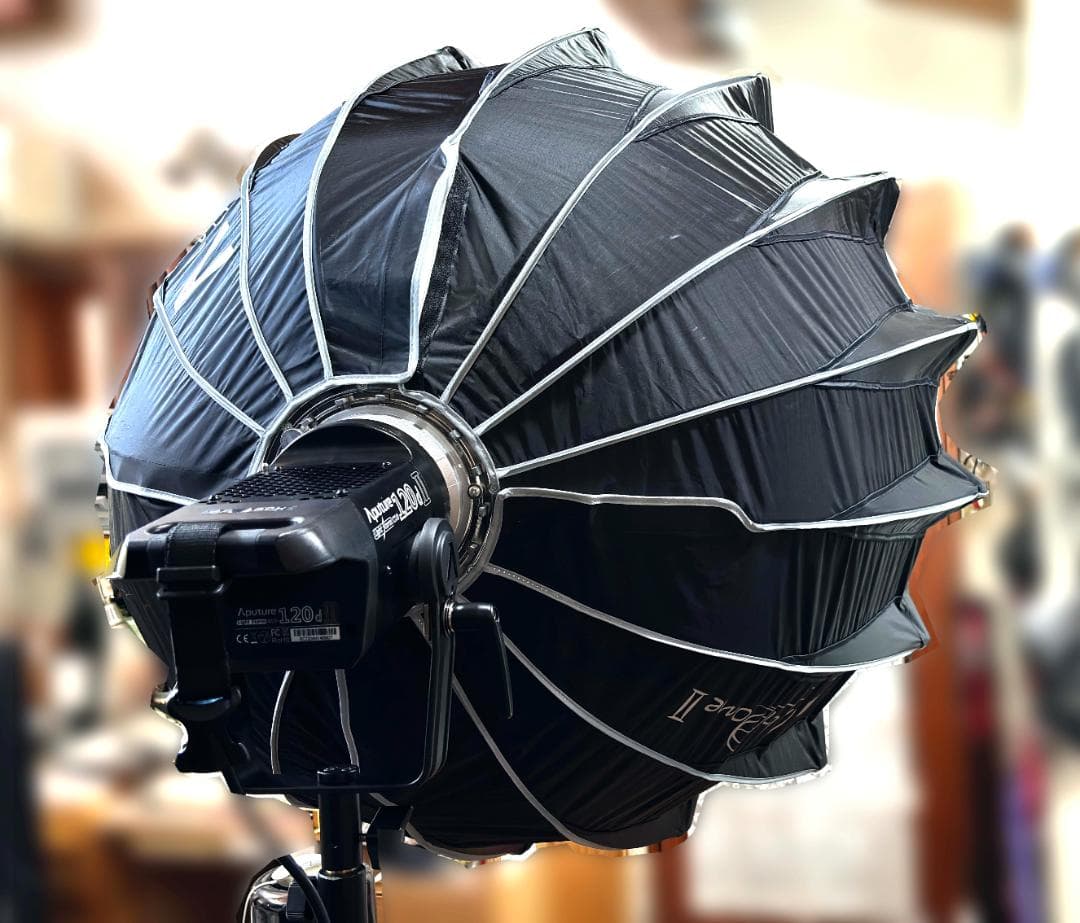 Aputre 120d II ライトとライトドーム