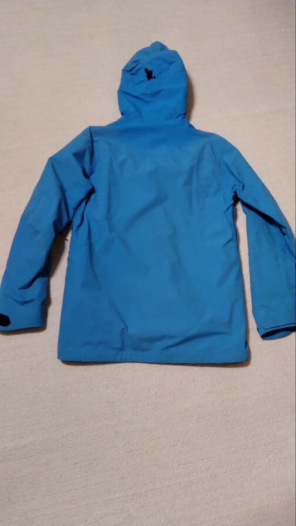 ぽ*ょ様 スノーボードジャケット　BURTON　ak メンズ　Sサイズ