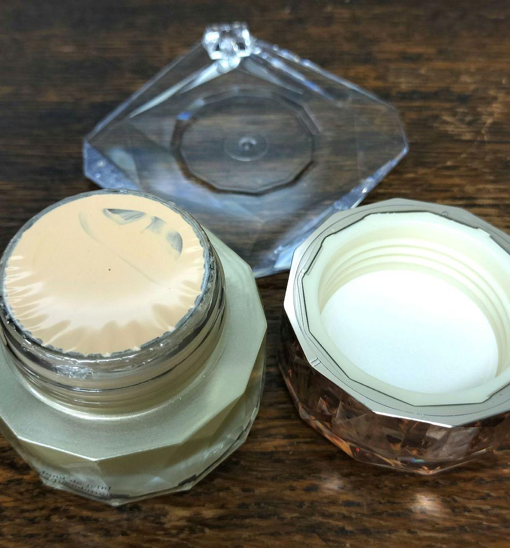 クレ・ド・ポー ボーテ ル・ファンデーション オークル10　ルフォンドゥタン