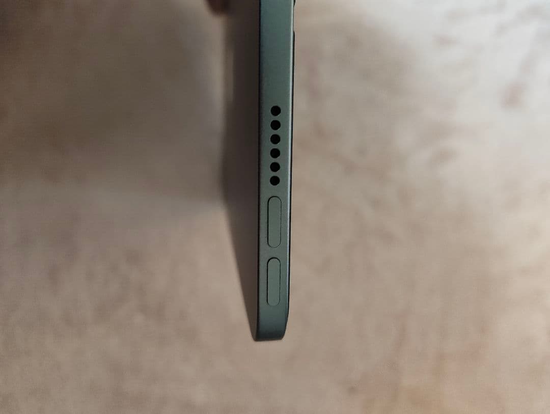 iPadmini7 128GB WiFiモデル アクセサリーつき