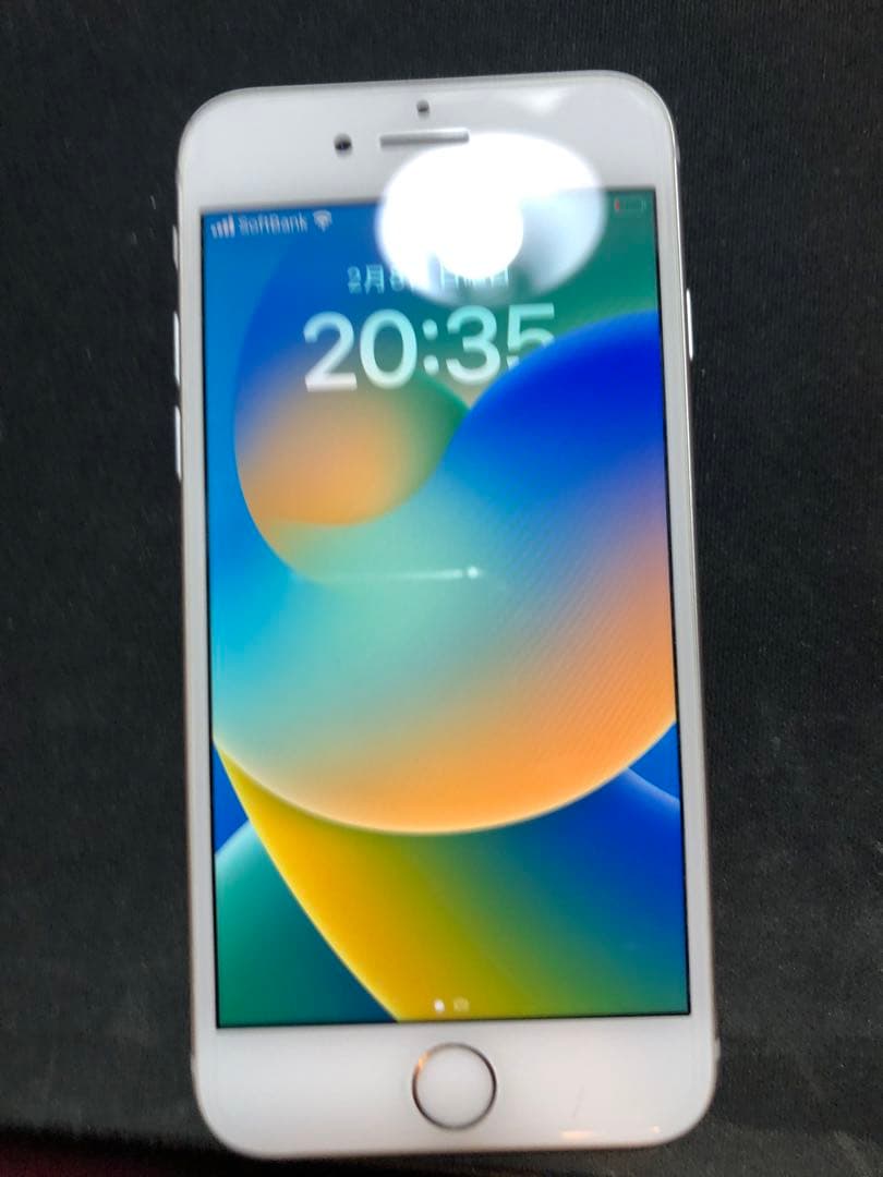 Apple iPhone 8 シルバー 本体 64gb