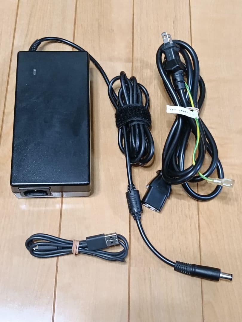 hp Pavilion Wave Desktop PC 600　中古品