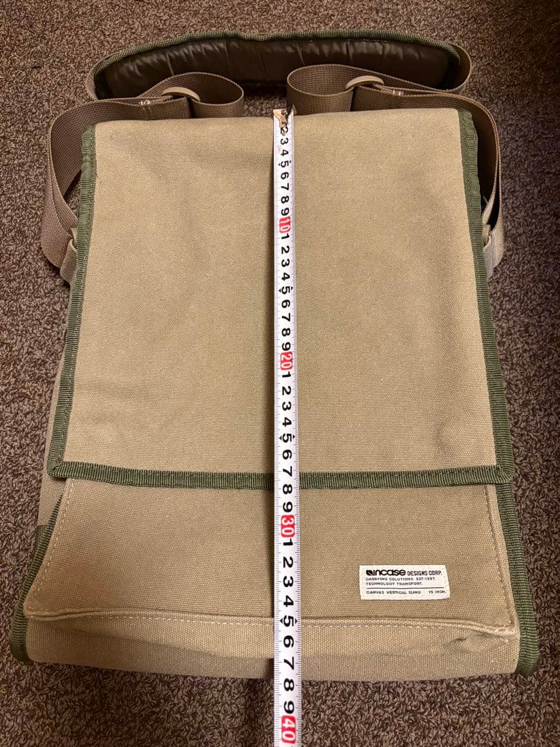 Incase インケース　パソコン用ショルダーバッグ　in case