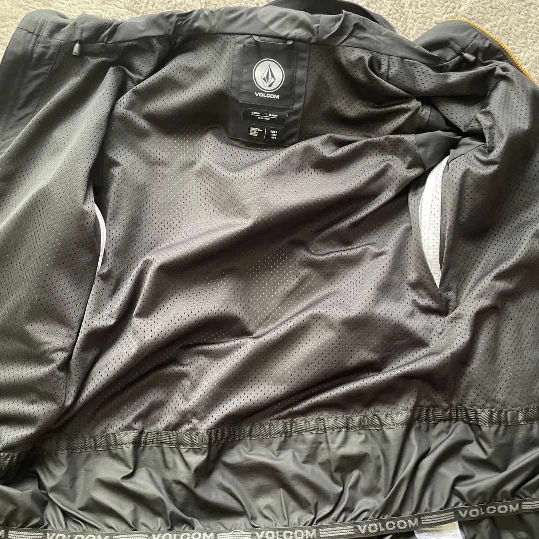 Volcom スノーボードジャケット 黒