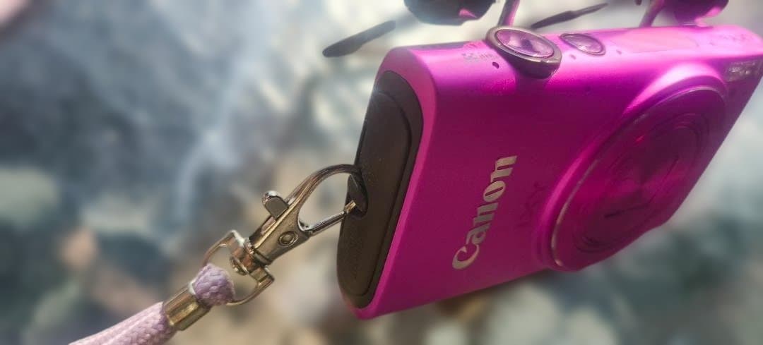 美品Canon IXY 610F ピンク＋豪華ストラップ付