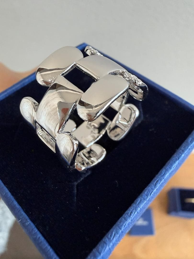 スワロフスキー　リング　５点