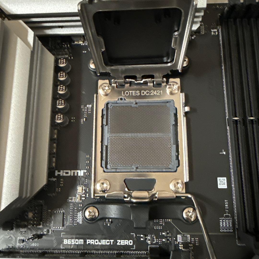 MSI バックコネクトマザーボード　B650M PROJECT ZERO