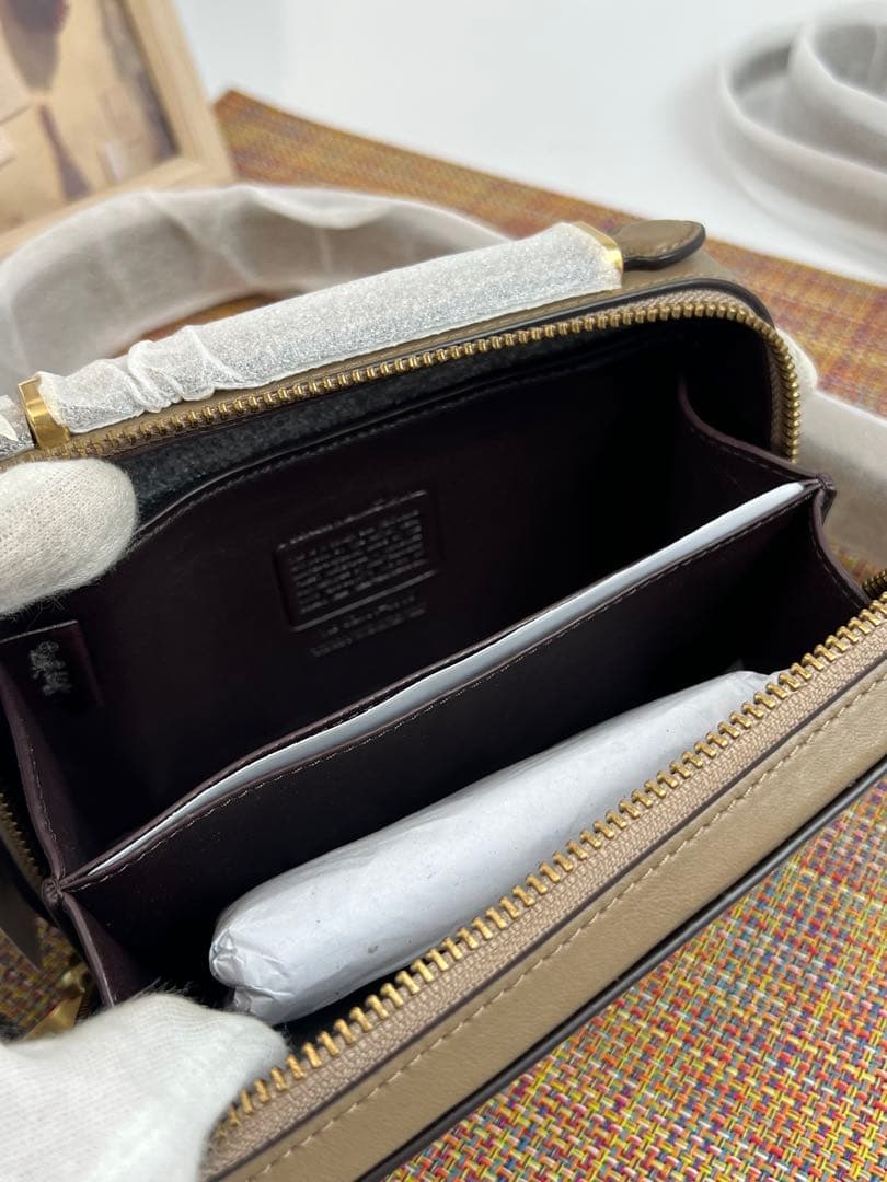 ✨新品・未使用品✨COACH コーチ　バスキア コラボ アリー ベルトバッグ