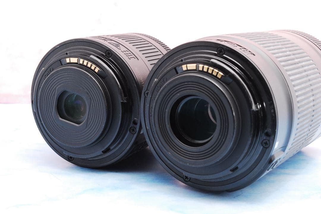 キャノン Kiss X10★一眼レフカメラ★スマホ転送OK★高性能Wレンズ