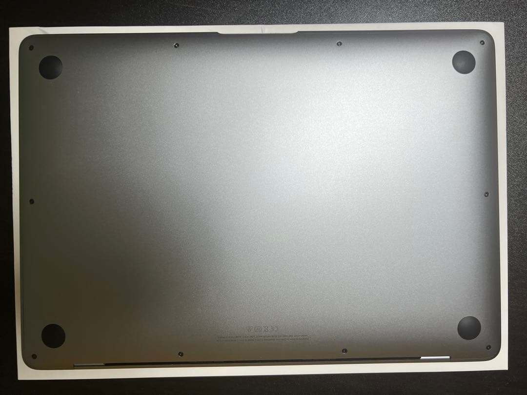 MacBook Air M1 16GBメモリー　256GB SSD