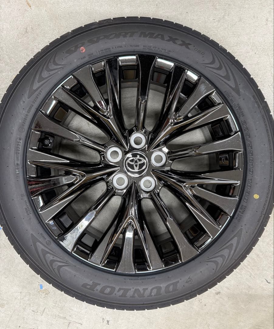 40ヴェルファイア　新車外し　7km ブラックスパッタリング　19インチ