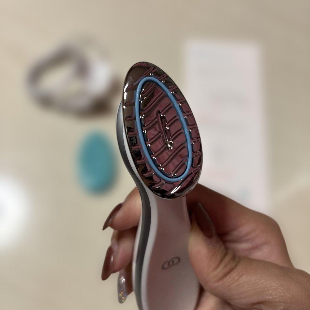 美品✨ニュースキンageLOC Boost 美顔器トリートメント付・ガルバニック