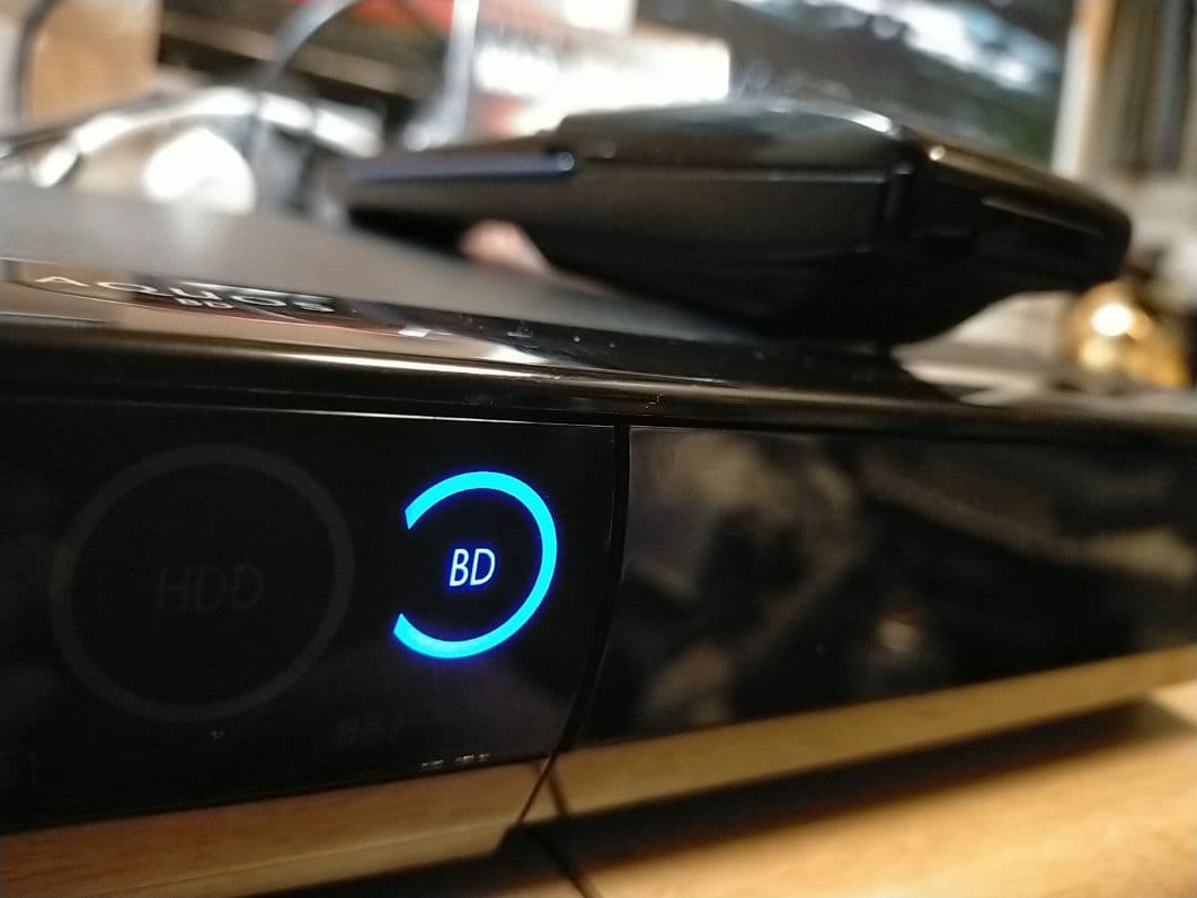 シャープ・ブルーレイレコーダーBD-W515 美観