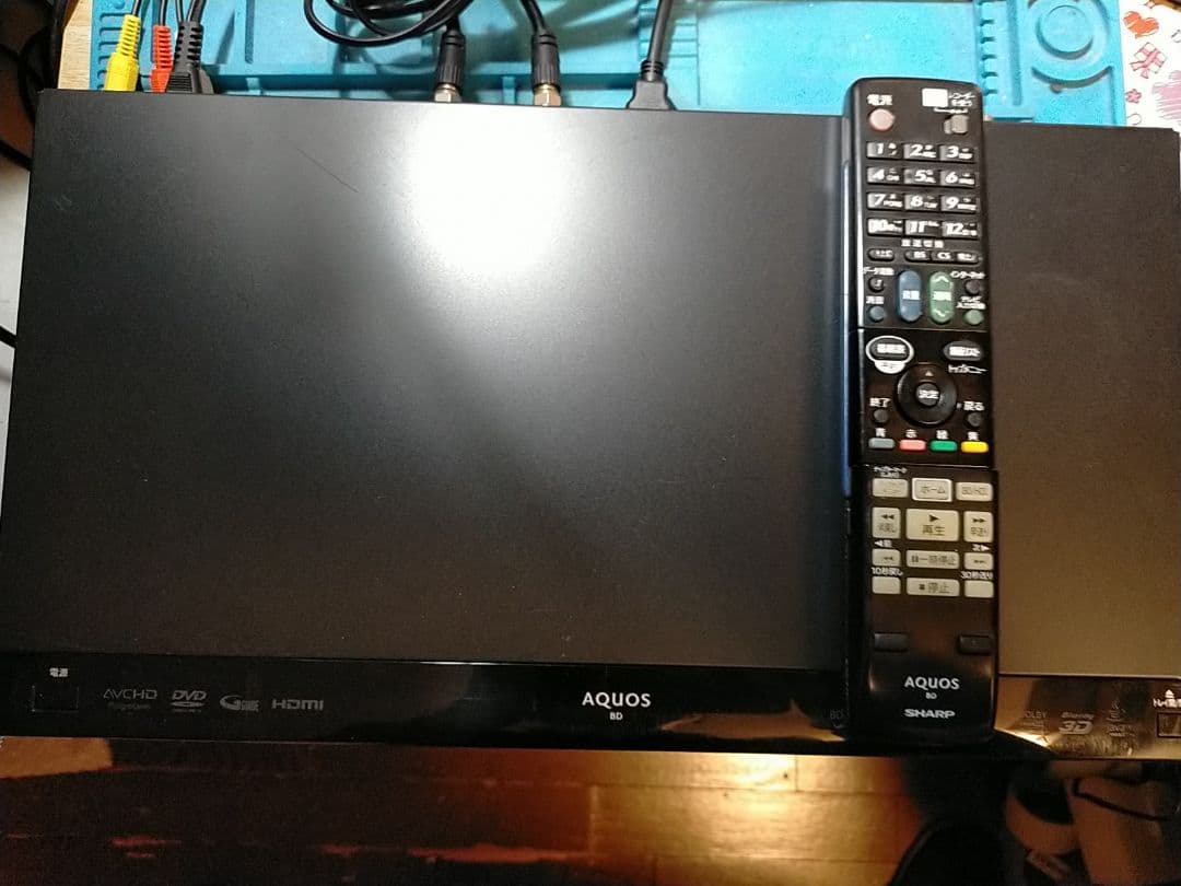 シャープ・ブルーレイレコーダーBD-W515 美観