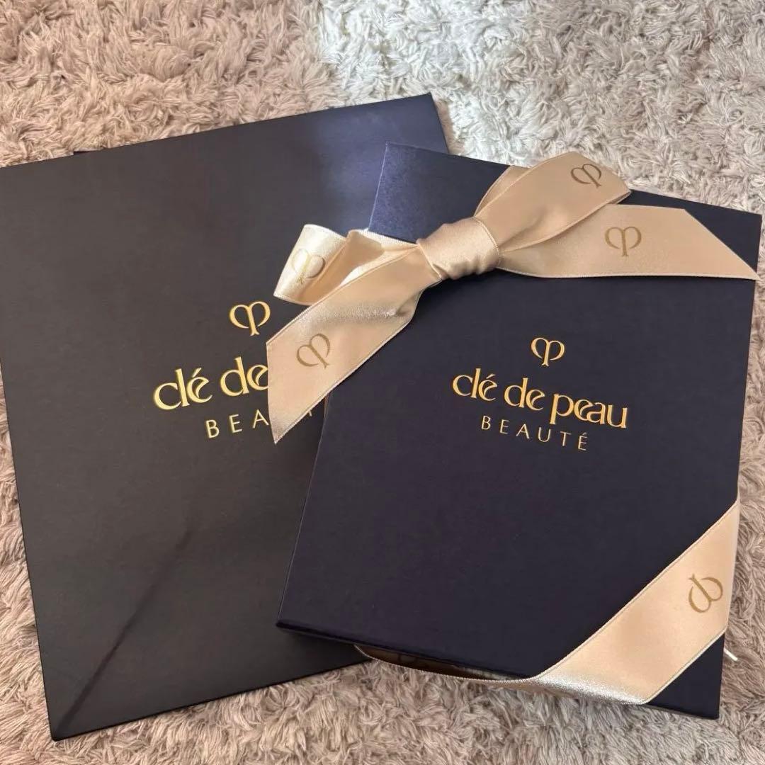 む*茶様 クレ・ド・ポーボーテル・レオス ールデクラ 21