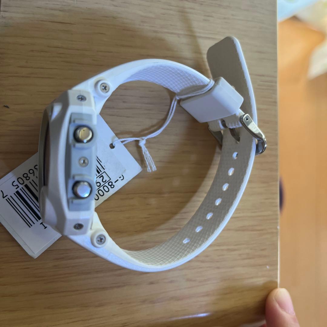 CASIO G-SHOCK ホワイト腕時計 箱付き