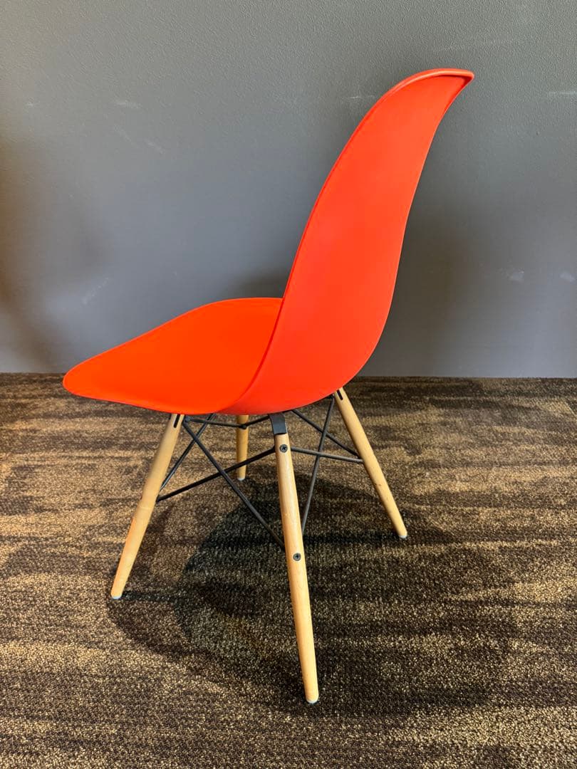 ハーマンミラー正規品　イームズプラスチックシェルサイドチェア