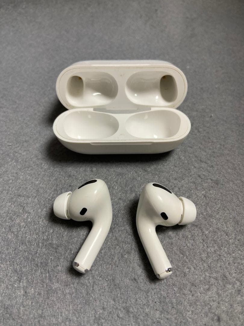 美品　AirPods Pro 第1世代　MsgSafe