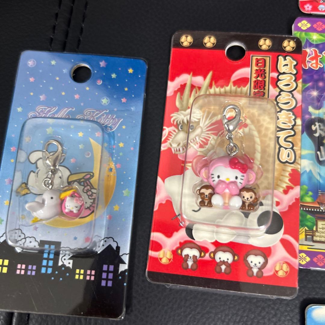 ご当地キティ　ファスナーマスコット　28個