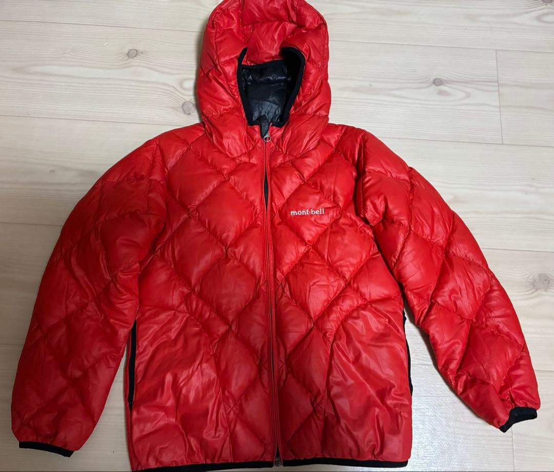 mont-bell ダウンジャケット　キルティング　リバーシブル黒/赤
