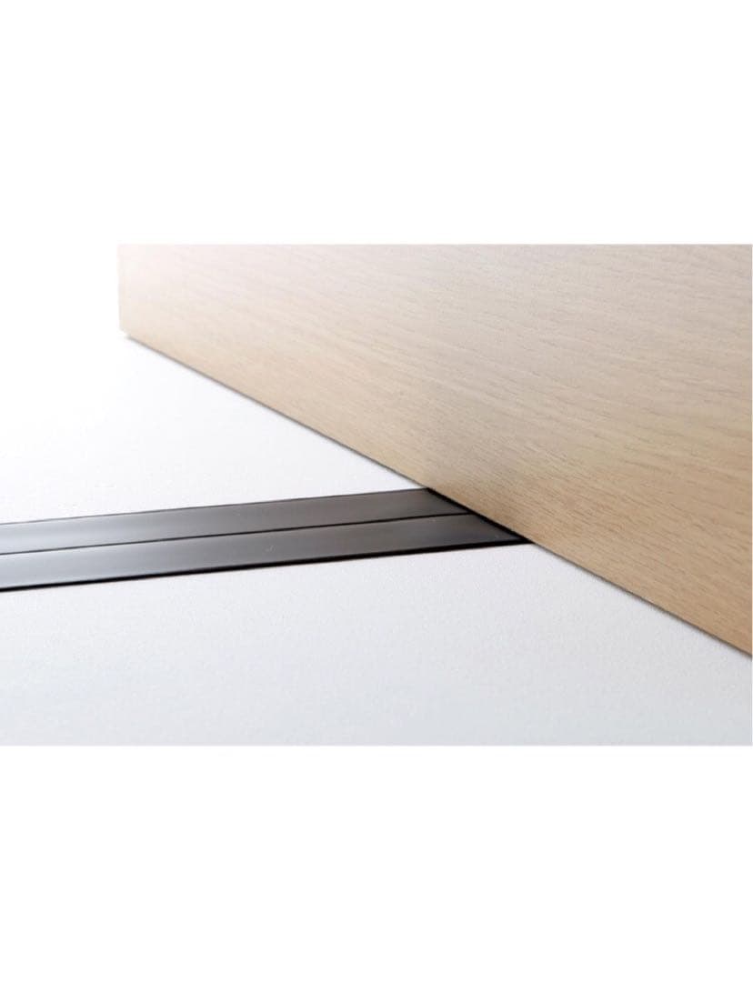 『フラットコード』約 3m×幅7.3cm×厚み0.9mm 延長コード