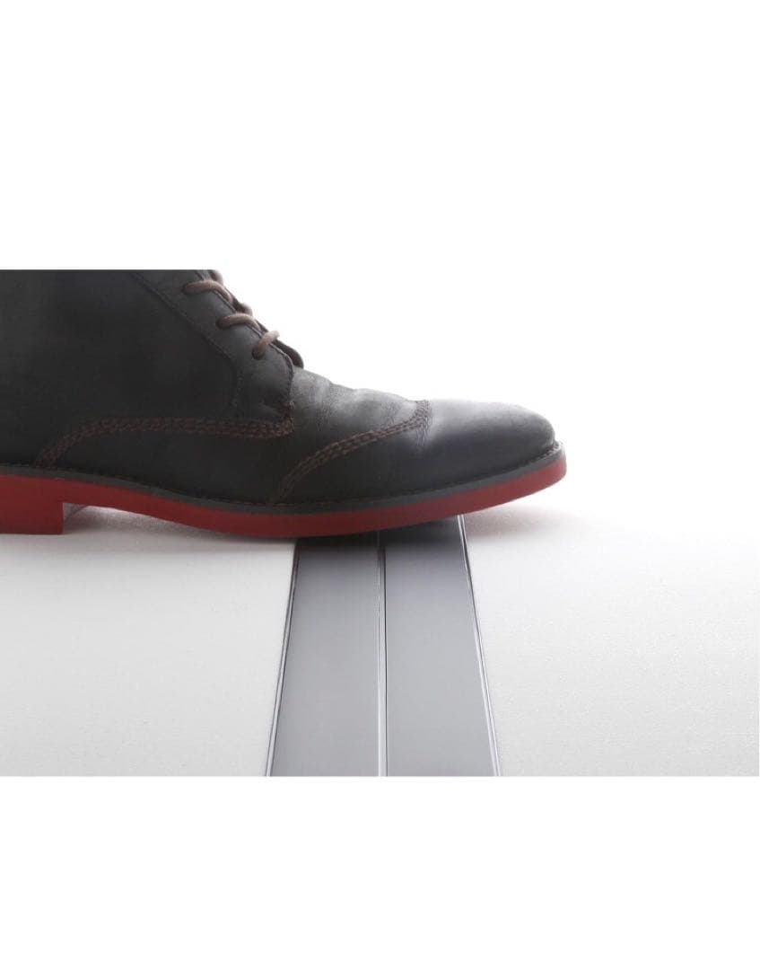 『フラットコード』約 3m×幅7.3cm×厚み0.9mm 延長コード