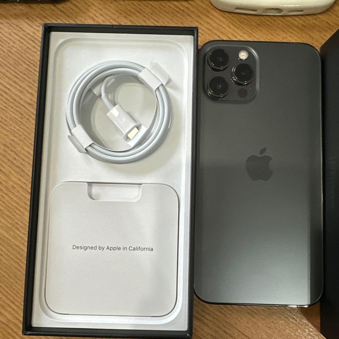 【早い者勝】美品iPhone12 Promax 512GB SIMフリーおまけ付