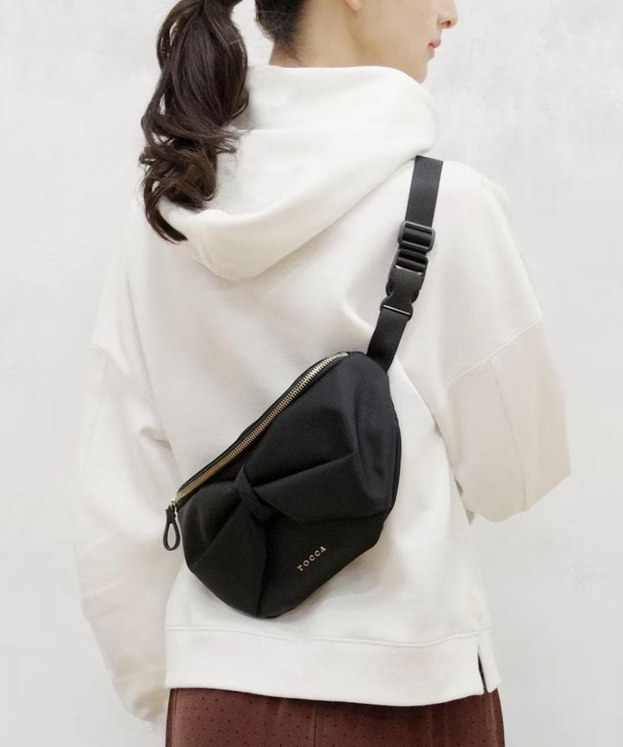 TOCCAトッカ RIBBON KNOT BODY BAG ボディバッグ